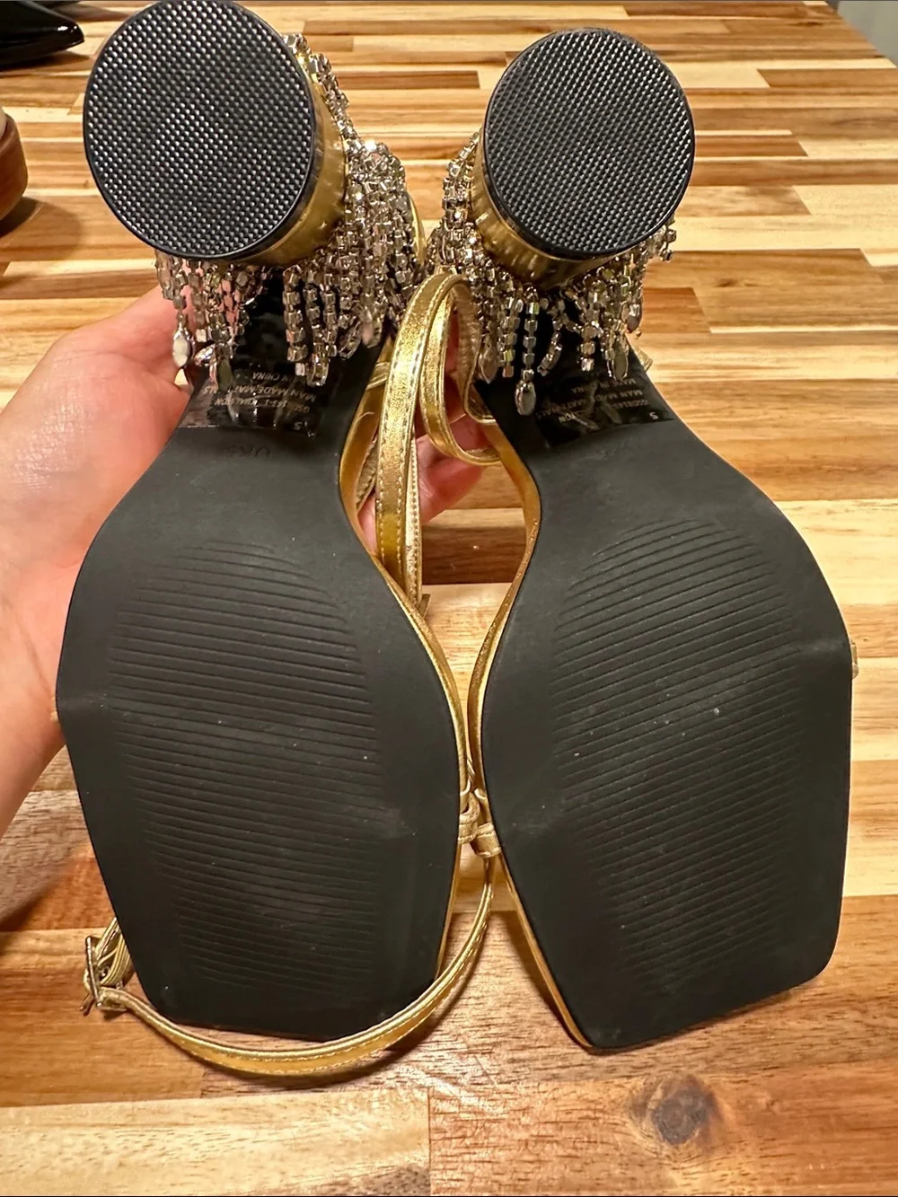 EGO strappy catching statement